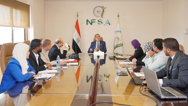 الدكتور طارق الهوبي يتابع أعمال لجنة فحص الشكاوى الغذائية ويؤكد: سرعة الاستجابة للمواطنين أولوية قصوى