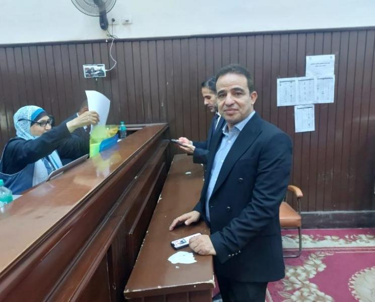 قبل غلق باب الترشح.. محمد إسماعيل نائب بولاق الدكرور السابق ومالك فضائية الحدث اليوم يترشح مستقلا.. صور