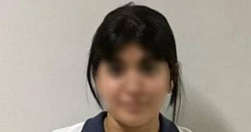 القبض على البلوجر جاكسون بسبب تصوير سوزي الأردنية أمام المحكمة.. صور