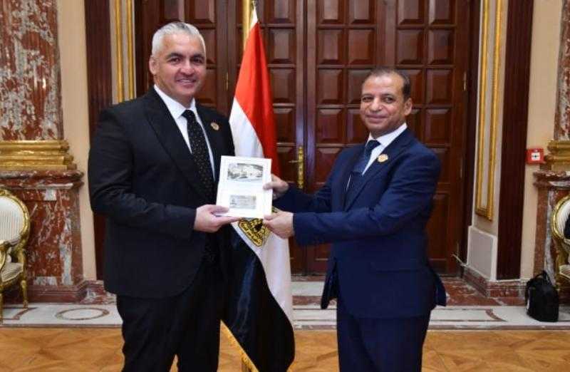 سيف زاهر بعد تسلّمه كارنيه الشيوخ: انطلاقة لمسئولية وطنية في خدمة المواطن