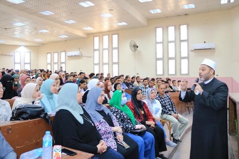 «البحوث الإسلامية» يختتم الأسبوع الدعوي الـ12 في جامعة بنها| صور