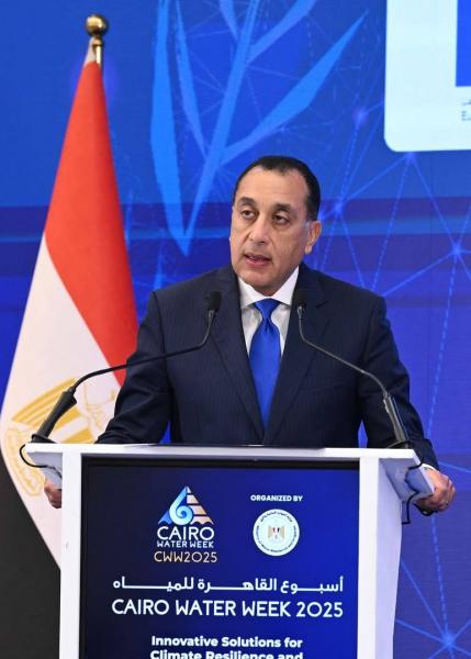 رئيس الوزراء: أسبوع القاهرة للمياه صار منبراً عالمياً لتبادل الخبرات وصياغة الحلول الواقعية للربط بين البحث العلمي والسياسات التنفيذية