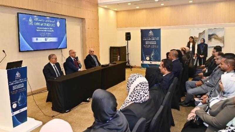 وزير الري يلتقي قادة الجيل الثاني: تأهيل الكفاءات الشابة لقيادة المنظومة المائية