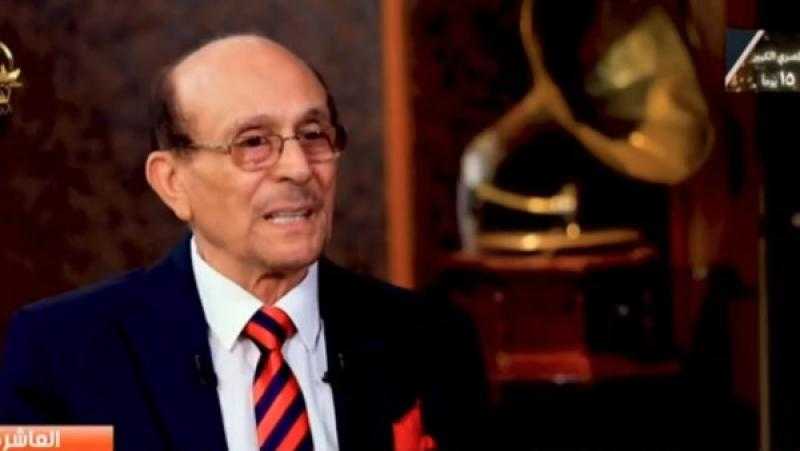 عاوز تتشهر لوحدك .. سبب اتصال الرئيس مبارك بـ محمد صبحي