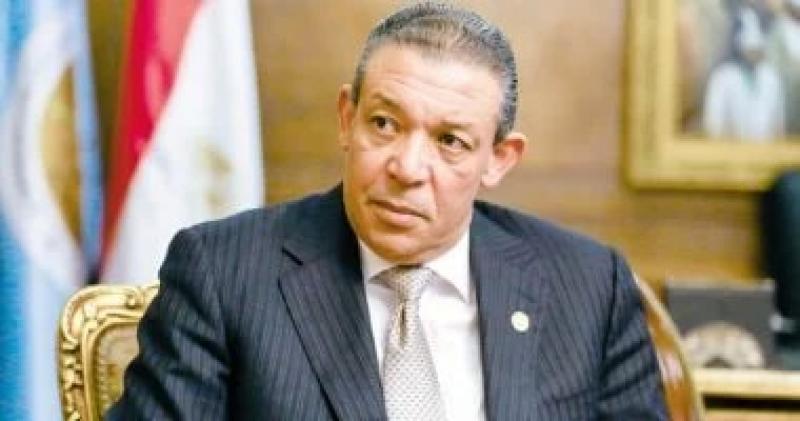 حازم عمر يؤدى اليمين الدستورية عضوا بمجلس الشيوخ 2025