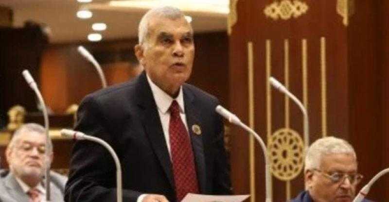 أحد المرشحين المتوقعين لرئاسة المجلس.. المستشار عصام الدين فريد يؤدى اليمين الدستورية عضوا بالشيوخ