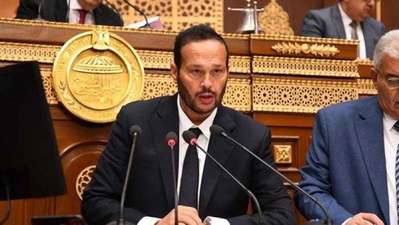 النائب محمد حلاوة يؤدى اليمين بالجلسة الافتتاحية لمجلس الشيوخ