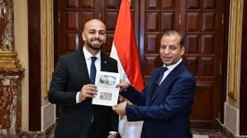 خط أحمر