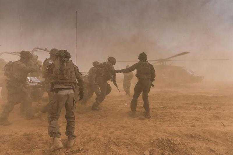 القناة 14 العبرية: انفجار في آلية عسكرية تابعة لجيش الاحتلال برفح الفلسطينية