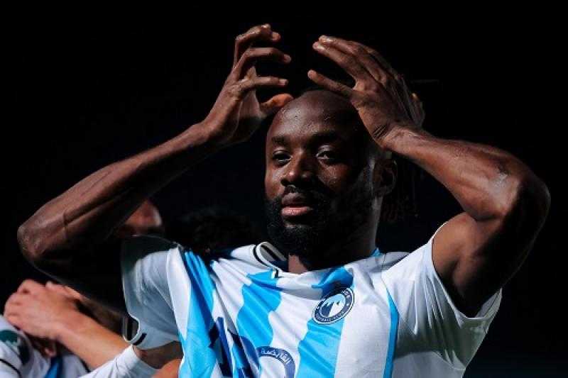 عمرو الحديدي: الشيبي وماييلي لن يرفضا عرضًا من الأهلي