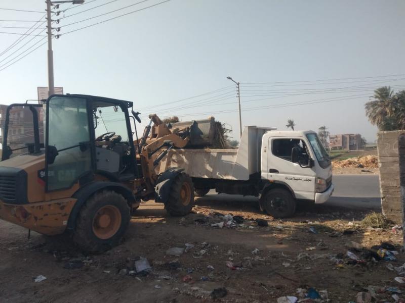 محافظ أسيوط: مواصلة رفع القمامة والمخلفات خلال حملات نظافة بمركز ومدينة صدفا