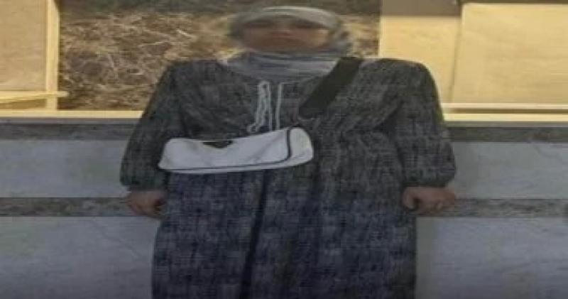 أفعال وألفاظ خادشة.. ننشر أمر إحالة علياء قمرون للمحكمة الاقتصادية