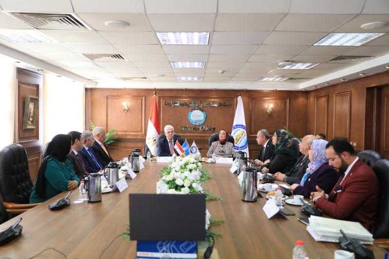 وزير التعليم العالي يترأس اجتماع مجلس إدارة مدينة الأبحاث العلمية والتطبيقات التكنولوجية