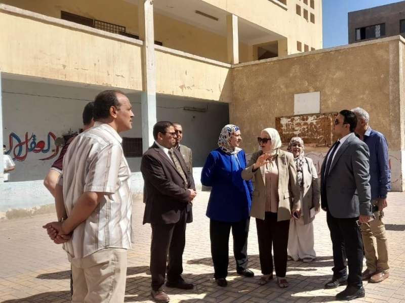 خط أحمر