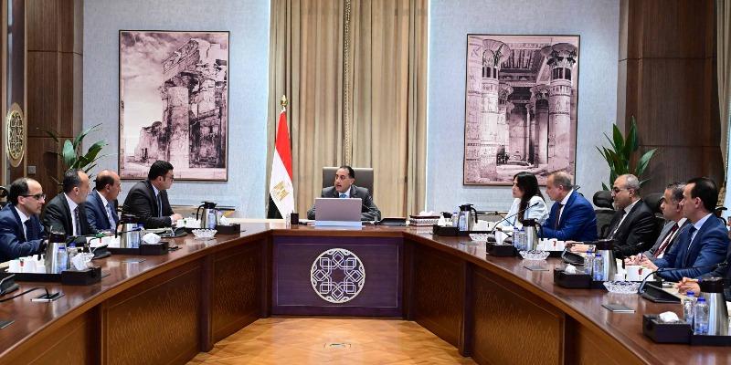 خط أحمر