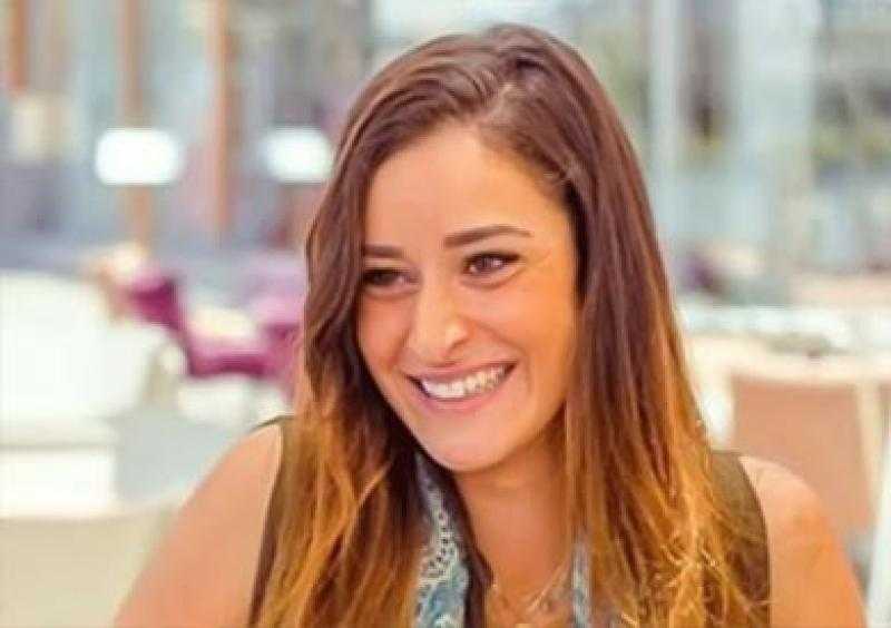 أمينة خليل: بدأت كومبارس في «إسكندرية نيويورك».. وأغيب عن دراما رمضان هذا العام
