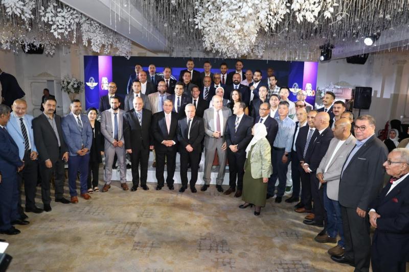 وزير الطيران المدني يشهد حفل تخرج طلبة المراقبة الجوية من دولة اليمن الشقيقة