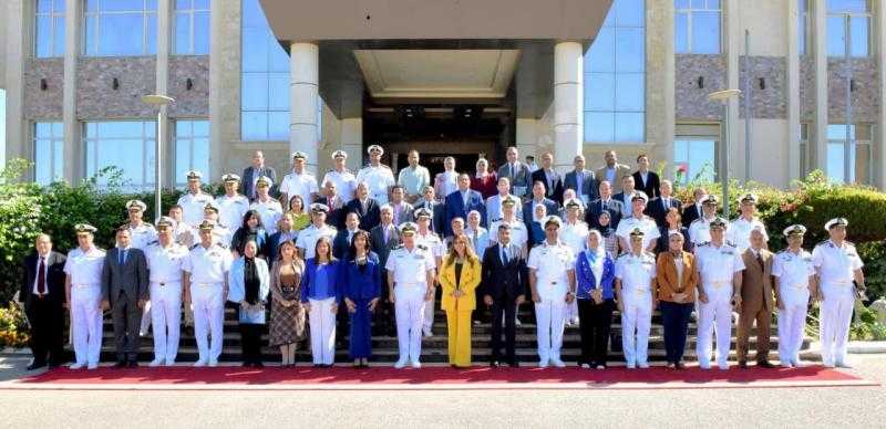 القوات البحرية تحتفل بعيدها الثامن والخمسين