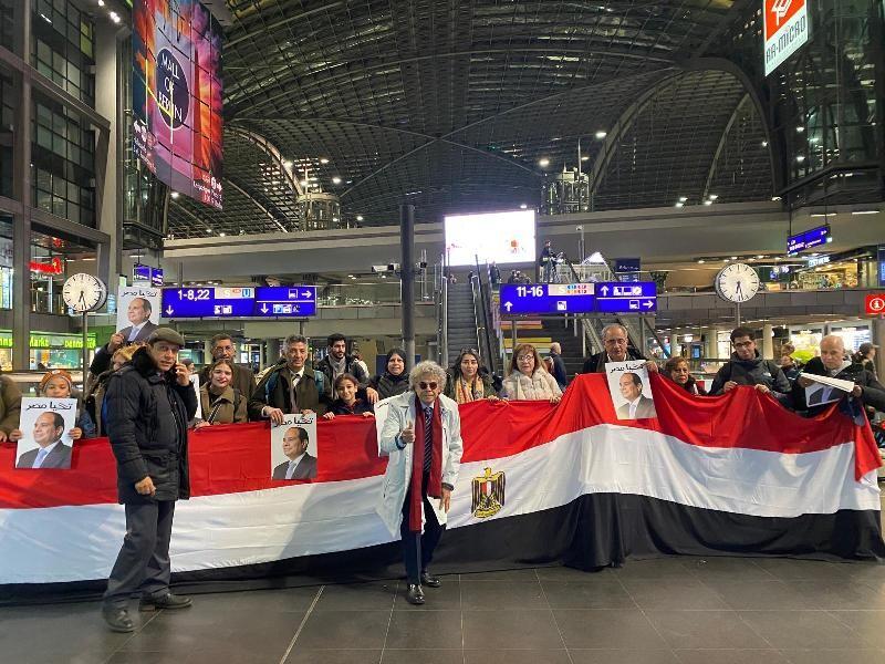 رئيس الجالية المصرية في ألمانيا: الجاليات المصرية سافرت لبروكسيل لتحية الرئيس السيسي