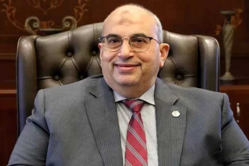 أشرف عبد الغنى: تسهيلات الضرائب ترفع نسبة الاكتفاء الذاتى من المستلزمات الطبية