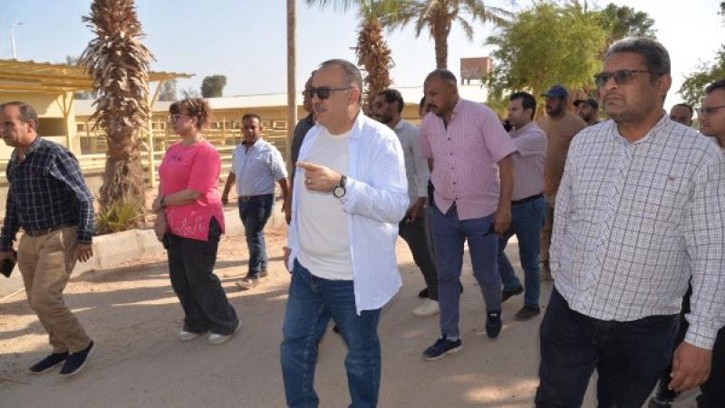 خط أحمر