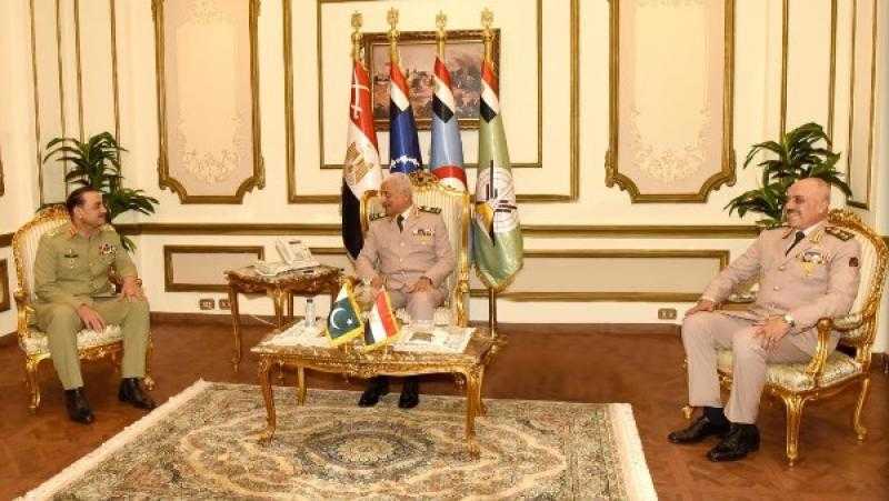 بحضور وزير الدفاع ورئيس الأركان.. مصر تبحث تطوير التعاون العسكري مع باكستان