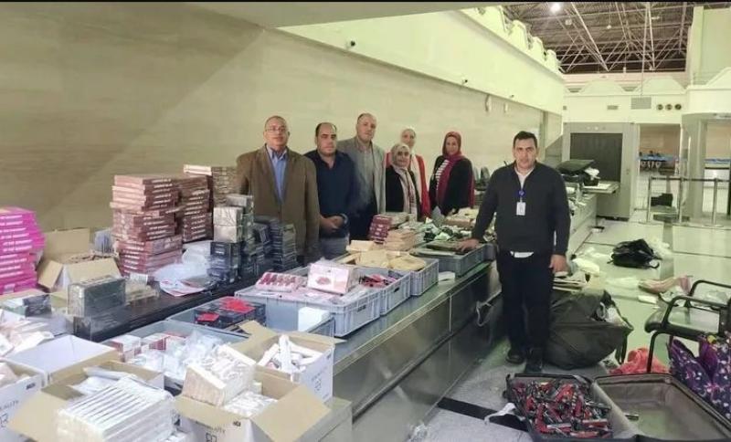 جمارك مطار أسيوط تحبط محاولة تهريب كمية من مستحضرات التجميل