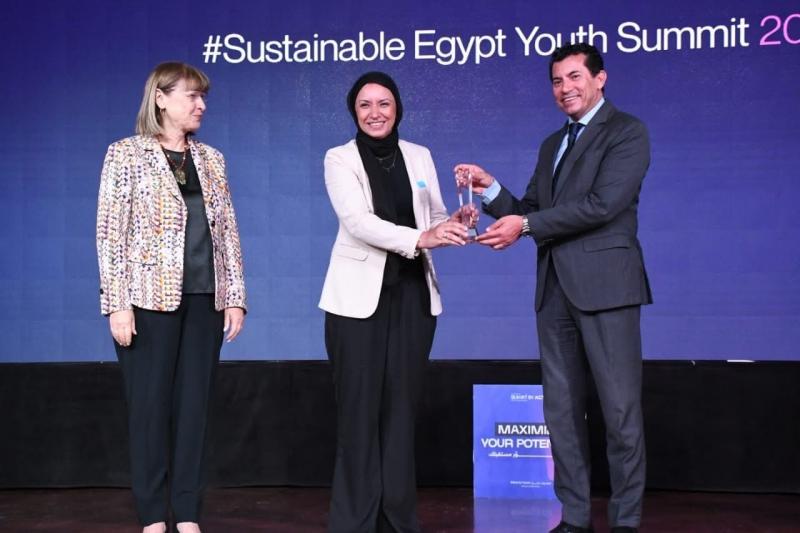 وزير الشباب والرياضة يفتتح النسخة الثانية لــ ”قمة مصر المستدامة للشباب 2025” بالجامعة الأمريكية بالقاهرة