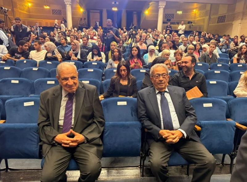 إبراهيم محلب وعمرو موسى في احتفالية عيد ميلاد البروفيسور مجدي يعقوب