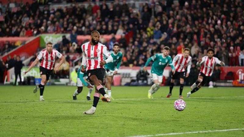 صلاح يسجل أمام برينتفورد وليفربول يخسر للمرة الرابعة تواليا في الدوري الإنجليزي