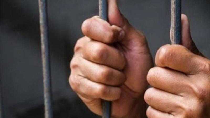 حبس سيدة تعدت بالضرب على أطفالها داخل حمام شقتها بطنطا