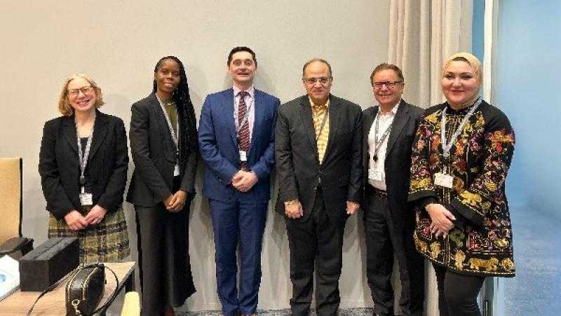 هيئة الدواء تبحث تعزيز التعاون مع وكالة تنظيم الأدوية البريطانية