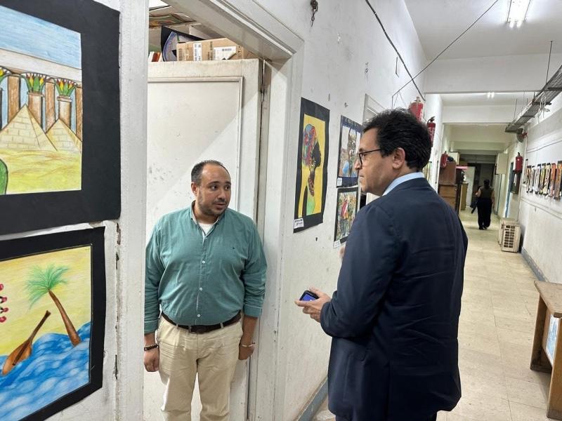 وزير الثقافة يتفقد المركز القومي لثقافة الطفل والمركز القومي للسينما