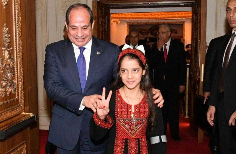 الطفلة الفلسطينية ريتاج تكشف ما قالته للرئيس السيسي في احتفالية وطن السلام