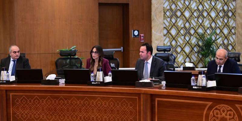 رئيس الوزراء يترأس اجتماع اللجنة العليا لوثيقة سياسة ملكية الدولة