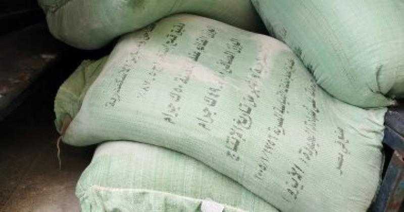 الداخلية تضبط 3 أطنان دقيق مدعم فى حملات تموينية خلال 24 ساعة