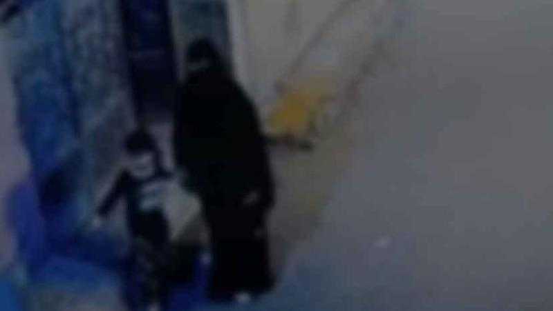 القبض على سائق تعدى على طليقته بالضرب فى الشارع