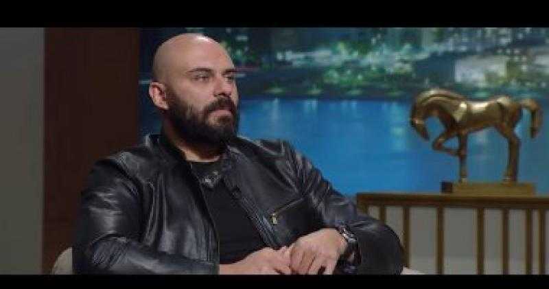 دعوى تعويض بمليون جنيه ضد الفنان أحمد صلاح حسنى.. اليوم