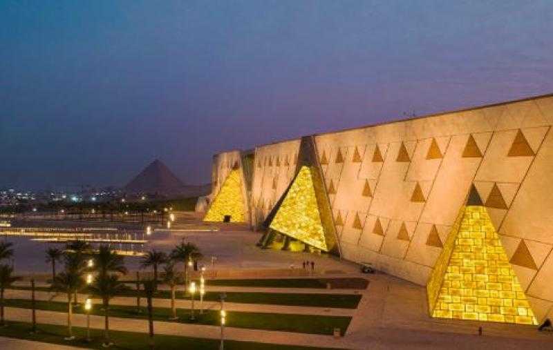 المشرف العام الأسبق على المتحف المصري الكبير: ربطه بالمناهج الدراسية ضرورة