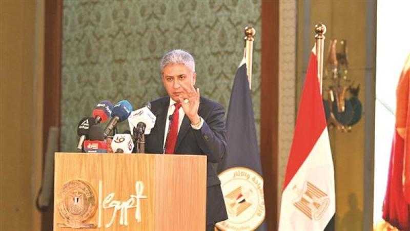 منارة على ضفاف الأهرامات.. وزير السياحة يكشف خطط تطوير المنطقة المحيطة بالمتحف الكبير