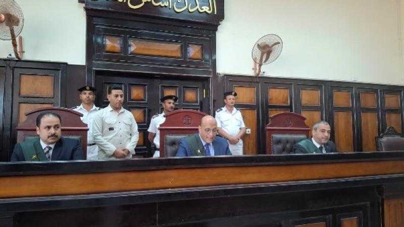 تأجيل محاكمة نقاشين قتلا لواء وزوجته لسرقة مصوغاتهما لجلسة الأربعاء بأسيوط