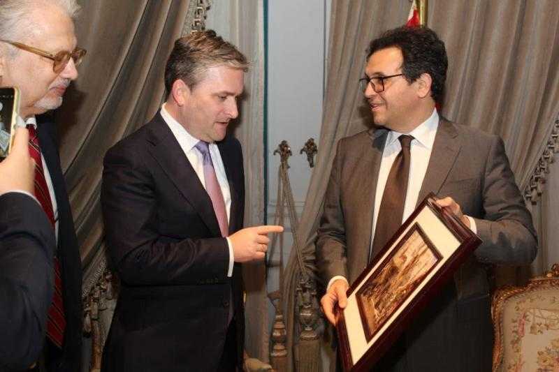 وزير الثقافة يلتقي نظيره الصربي لبحث آفاق التعاون الثقافي والإبداعي بين مصر وصربيا