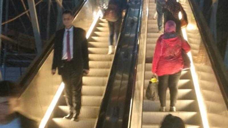 محافظ القليوبية يوجه بتركيب إضاءة ”ليد”لإبراز المظهر الجمالي لسلم كهربائي ببنها