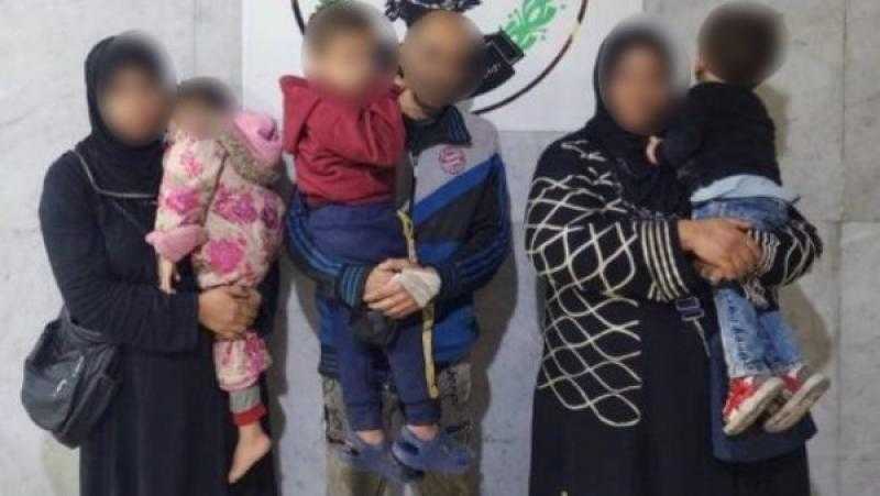 ضبط 12 رجلا و5 سيدات استغلوا 16 طفلا في التسول