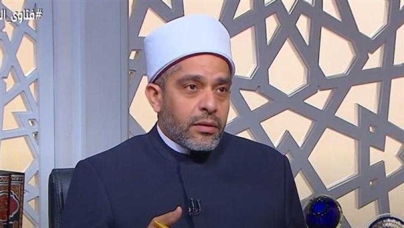 أمين الفتوى: تشويه جدران المعابد والمتاحف بالكتابة عليها إفساد في الأرض