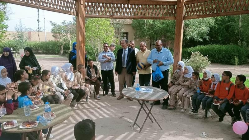 وكيل وزارة التعليم بأسيوط يشهد حفل تكريم الأطفال المتميزين بمركز الغنايم