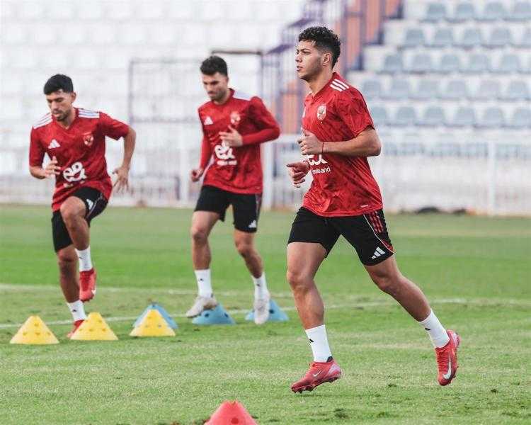 تفاصيل أول مشاركة لإمام عاشور في مران الأهلي بعد تعافيه