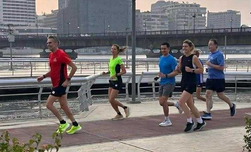 رئيسا وزراء هولندا وبلجيكا يمارسان الرياضة على كورنيش النيل بالقاهرة