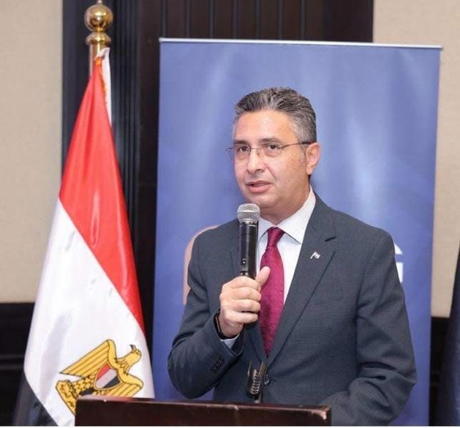 الدكتور شريف فاروق: استمرار التخفيضات على الزيوت الحرة مع طرح عبوة زيت جديدة بسعر ٥٦ جنيهًا