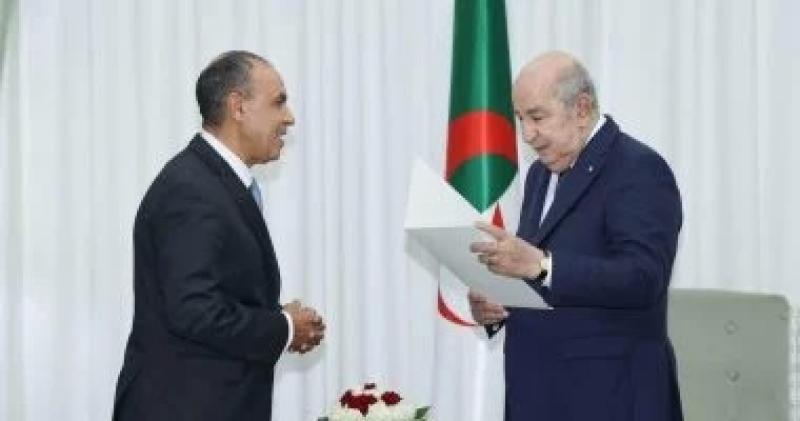 بتوجيهات رئاسية.. وزير الخارجية يلتقى الرئيس الجزائرى عبد المجيد تبون